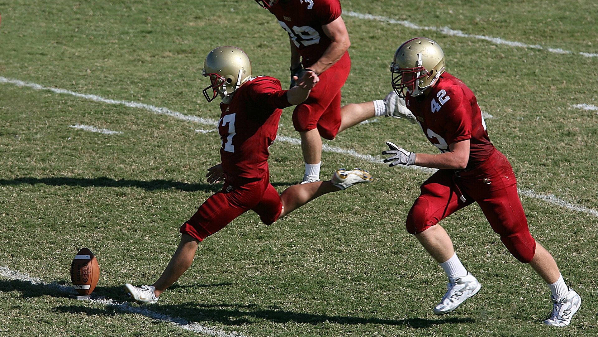 五大联赛防守球员出球能力影响球队控球质量，球队防守效率高好还是低好